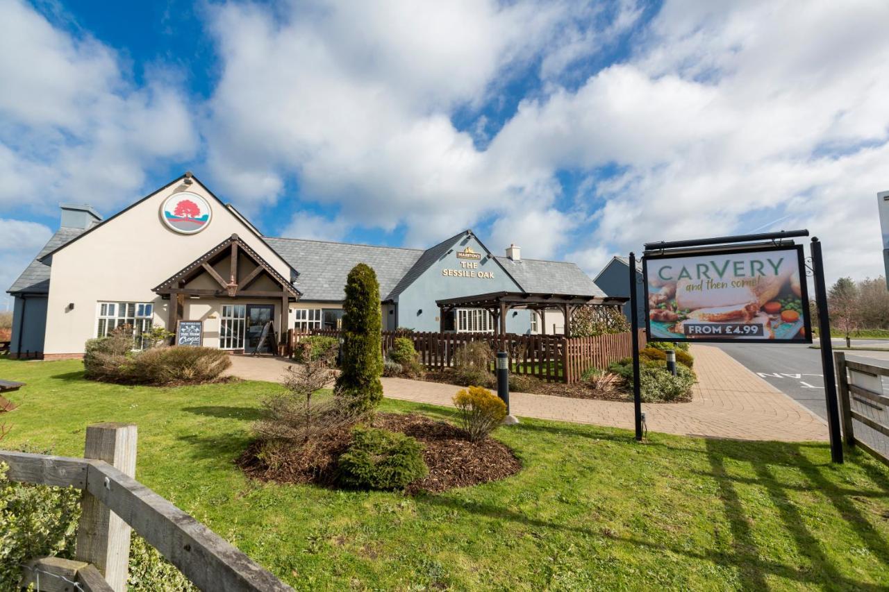 Sessile Oak, Llanelli By Marston'S Inns Exterior foto